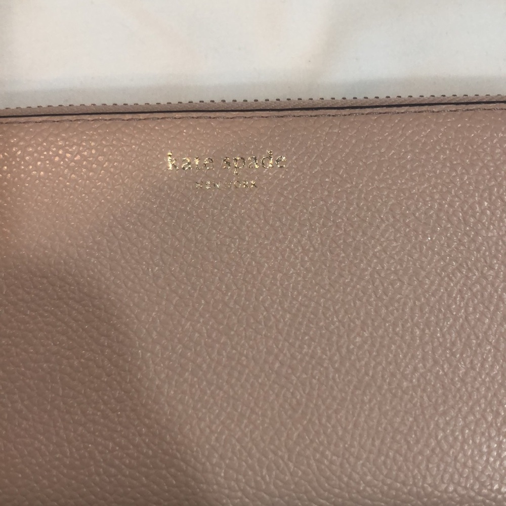 Kate Spade Wallet - Picture 2 of 5